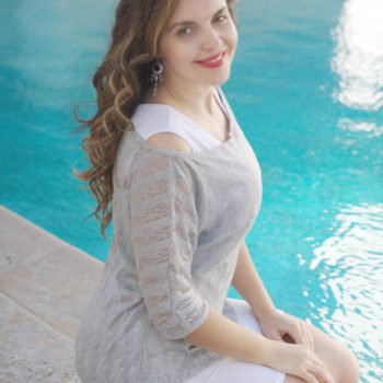 Silver Metallic Lace Off-Shoulder Kimono Net Sweater. Size M-L