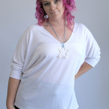 V-Neck White Beachy Kimono Sweater. Size M-L